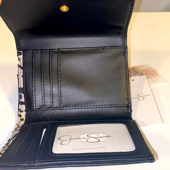 Jessica Simpson Wallet - Picture 4 of 4